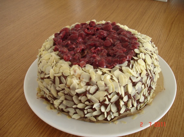 Čokoládovo-višňová torta (fotorecept) - obrázok 8