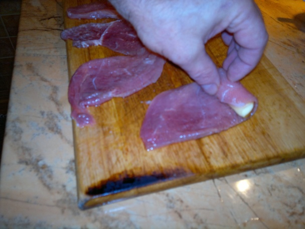 Bravčové rolky s jablkami - obrázok 3