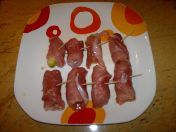 Bravčové rolky s jablkami - obrázok 4