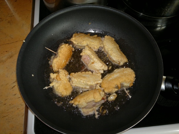 Bravčové rolky s jablkami - obrázok 5