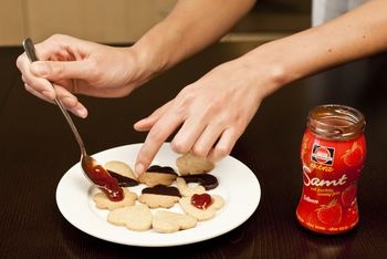 Linecké koláče orechové - obrázok 1