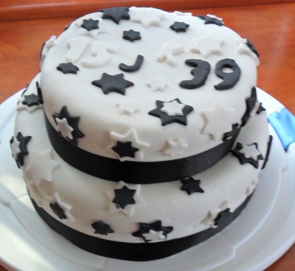 Torta k narodeninám - obrázok 1