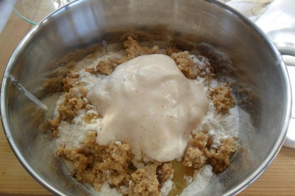 Oškvarkové žemličky (fotorecept) - obrázok 1