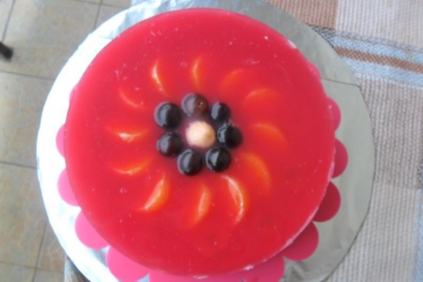 Torta k narodeninám moja prvá poschodová. - obrázok 6