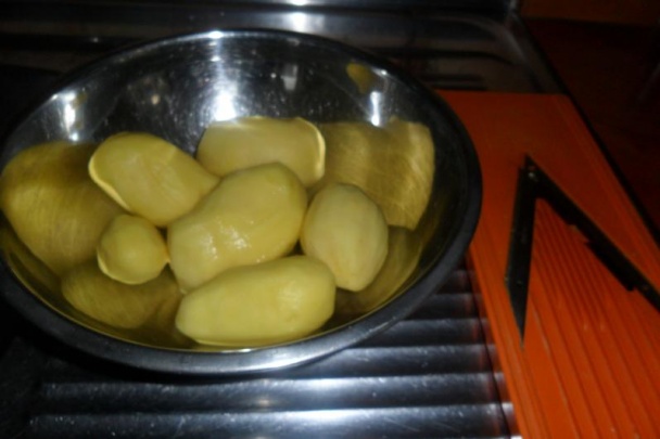 Pečené plnené zemiaky ako kvetinka (fotorecept) - obrázok 1