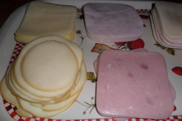 Vyprážaný syr a šunka v jednom (fotorecept) - obrázok 1