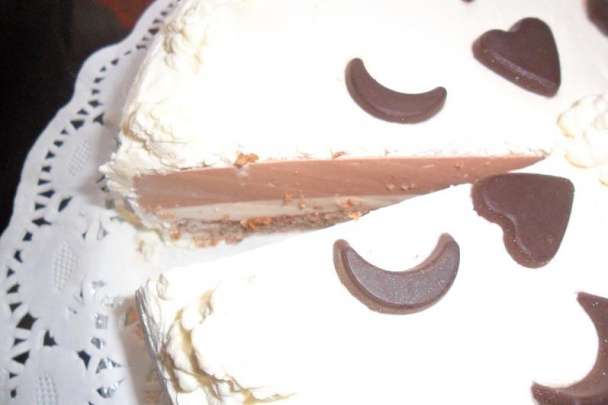 Dia tvarohovo-želatínová torta potiahnutá mascarpone plnkou - obrázok 5