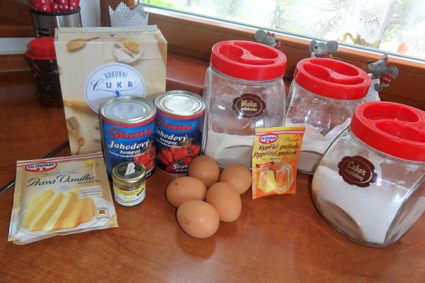 Jahodový zákusok k nedeľnej kávičke (fotorecept) - obrázok 1