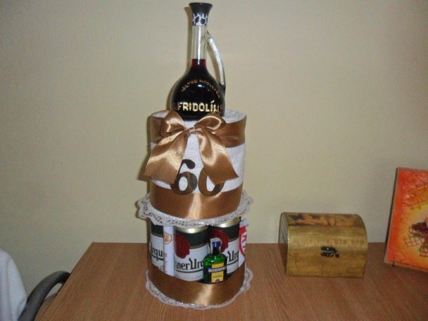 Torta k narodeninám - obrázok 5