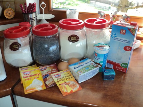 Kysnutý makový koláč (fotorecept) - obrázok 1