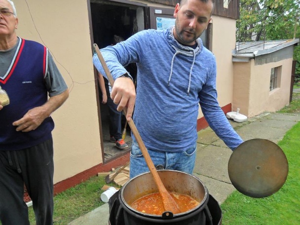 Náš kotlíkový guláš (fotorecept) - obrázok 6