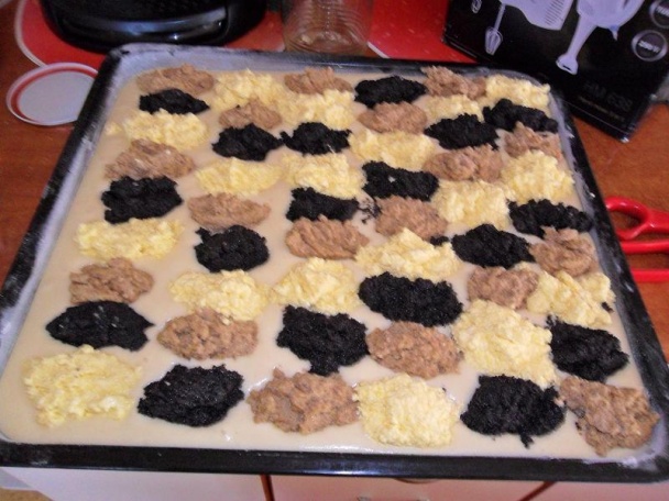 Koláč s troma plnkami alebo kopčekový koláč (fotorecept) - obrázok 6