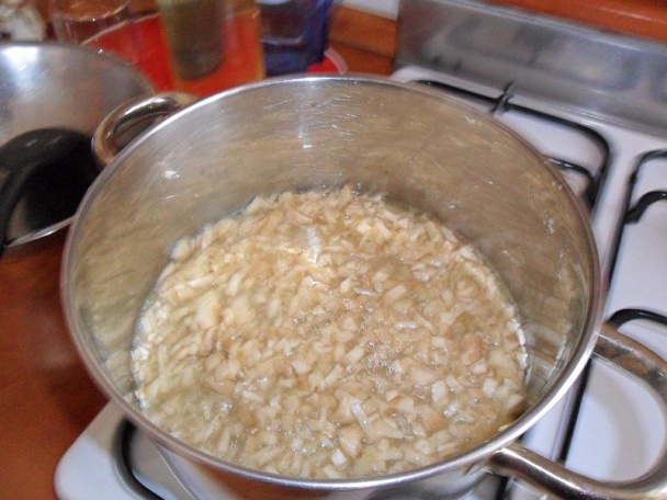 Výborná mrveničková polievka z májoviek (fotorecept) - obrázok 5