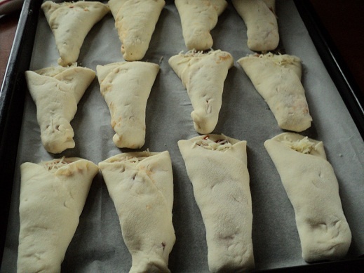 Plnené pizzové kornútiky (fotorecept) - obrázok 7