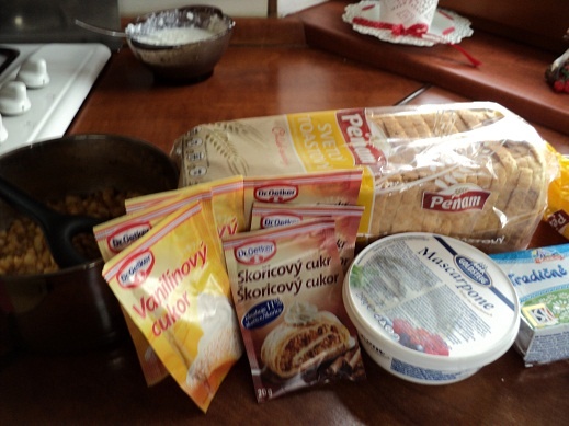 Toastové škoricovo-jablkové závitky (fotorecept) - obrázok 1