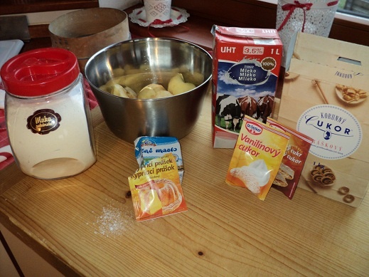 Výborný jablkový zákusok (fotorecept) - obrázok 1