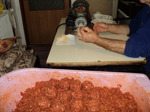 Naše domáce klobásky (fotorecept) - obrázok 7