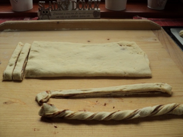 Švédske škoricové uzlíky (fotorecept) - obrázok 9