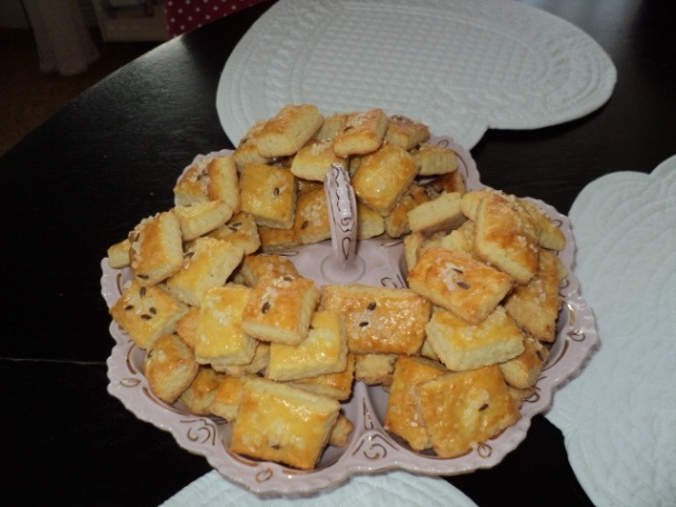 Slané syrovo-cesnakové krekry (fotorecept) - obrázok 7