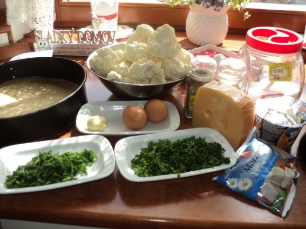 Torta z karfiolu, syra a byliniek (fotorecept) - obrázok 1