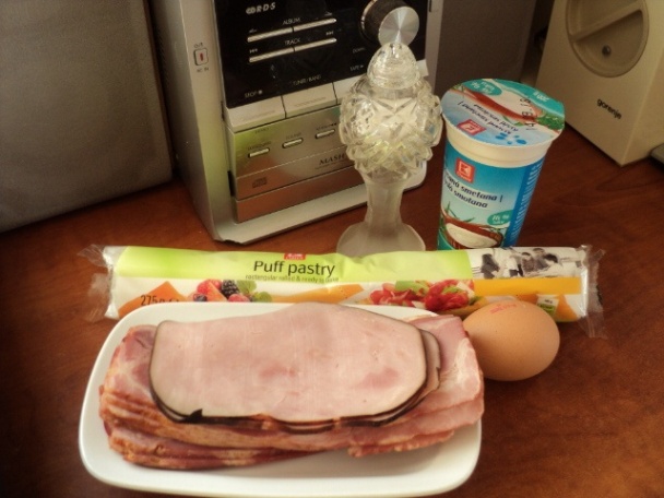 Slané šunkové závitky z lístkového cesta (fotorecept) - obrázok 8