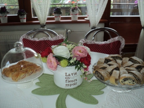 Makovo-jablkový koláč z kysnutého cesta (fotorecept) - obrázok 8