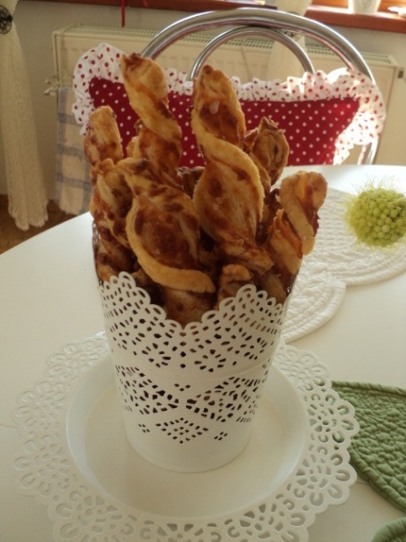 Slané tyčinky z lístkového cesta (fotorecept) - obrázok 8