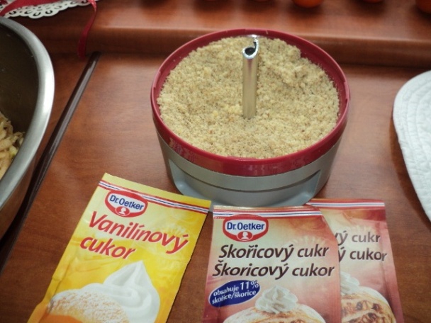Strúhaný jablkový koláč (fotorecept) - obrázok 4