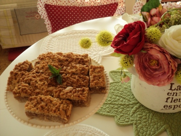 Strúhaný jablkový koláč (fotorecept) - obrázok 15