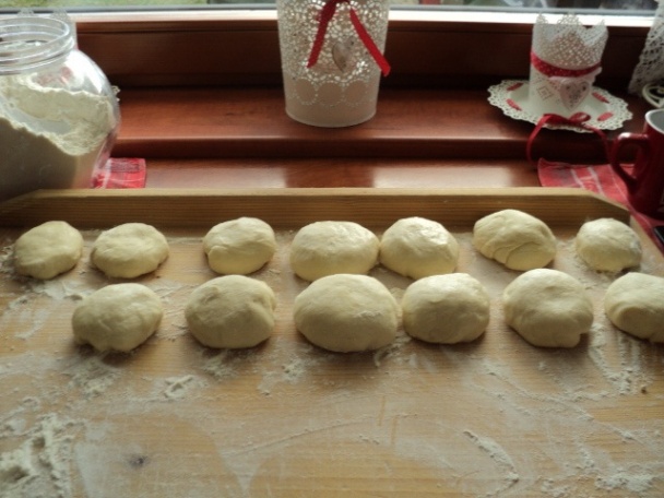 Slané buchtičky z kysnutého cesta bez kysnutia (fotorecept) - obrázok 4