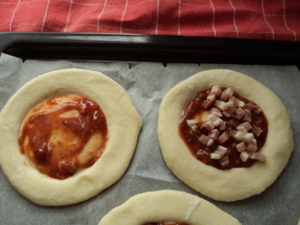 Slané buchtičky z kysnutého cesta bez kysnutia (fotorecept) - obrázok 6