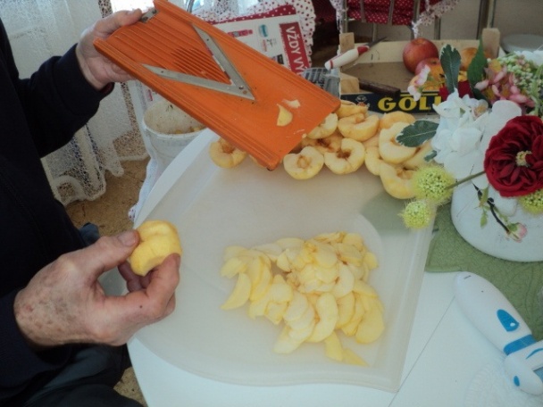 Sušené jablkové krekry (fotorecept) - obrázok 1