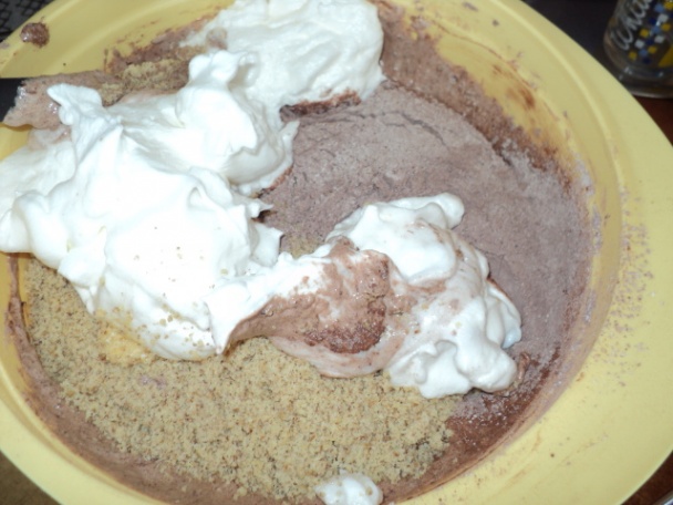 Bezlepková orechová torta s tvarohovo-mascarpone krémom (fotorecept) - obrázok 3