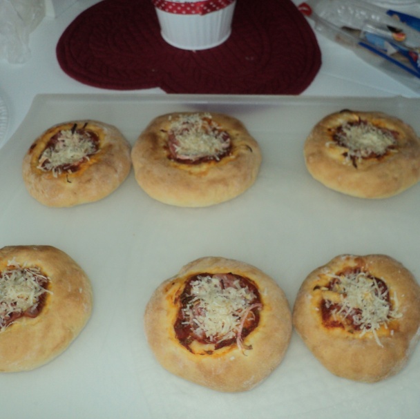 Výborné kysnuté cesto bez kysnutia na pizzové koláče (fotorecept) - obrázok 6