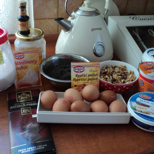 Orechovo-makový zákusok bez múky (fotorecept) - obrázok 1