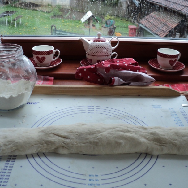 Kysnuté cesnakové špirálky (fotorecept) - obrázok 4