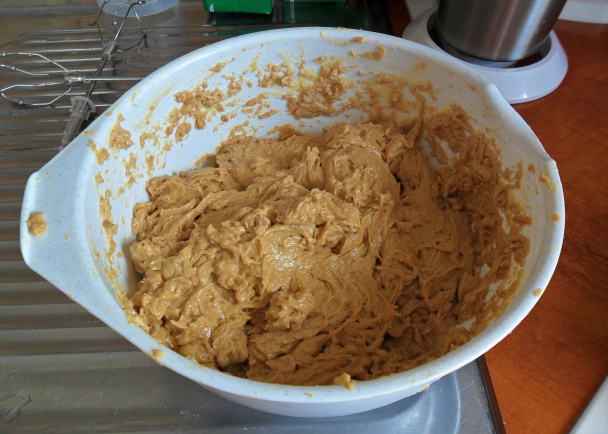 Karamelovo-orieškový zákusok (fotorecept) - obrázok 6