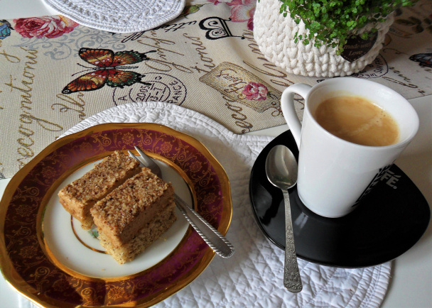 Karamelovo-orieškový zákusok (fotorecept) - obrázok 10