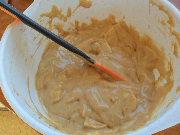 Jednoduchý, rýchly a šťavnatý jablkový koláčik (fotorecept) - obrázok 3