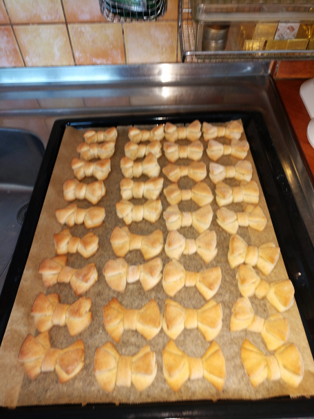 Jednoduché keksíky - mašličky (fotoreecept) - obrázok 11