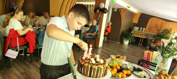 Narodeninová torta (fotorecept) - obrázok 9