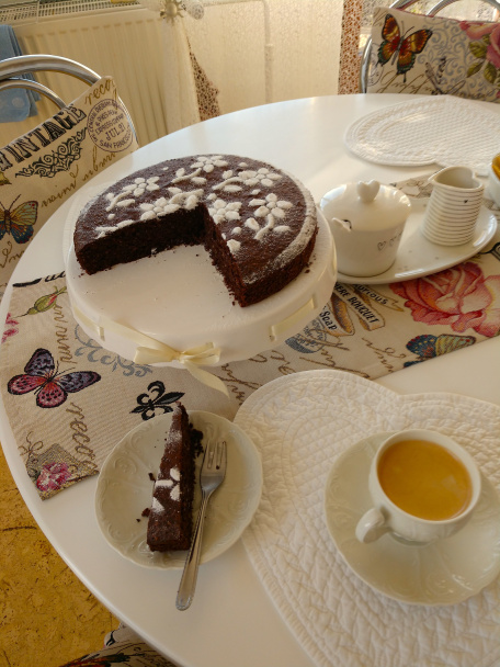 Mandľovo-orechový koláčik bez múky (fotorecept) - obrázok 5