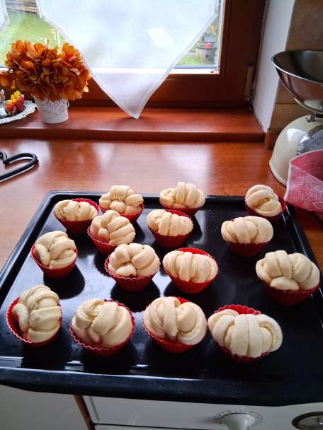 Kysnuté vanilkové koláčiky (fotorecept) - obrázok 5