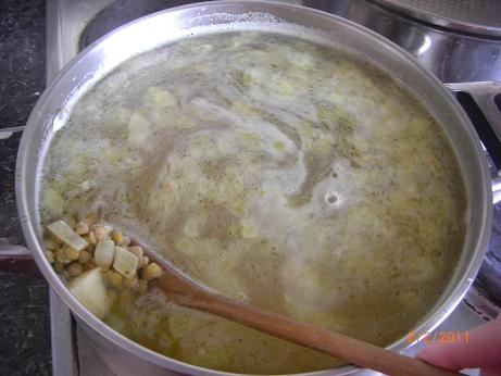 Šošovicová polievka s párkami - obrázok 4