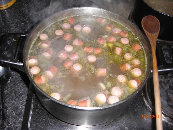 Šošovicová polievka s párkami - obrázok 5