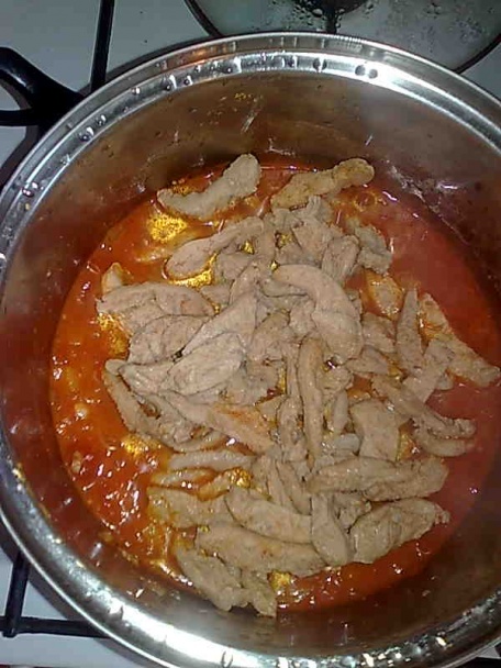 Sójový fazuľový guláš s haluškami (fotorecept) - obrázok 4
