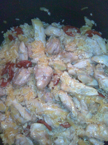 Kuracie stehná a klobáska s ryžou- eintopf (fotorecept) - obrázok 2