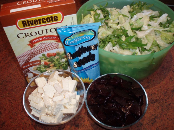 Cviklové variácie č.1 - Jarný šalát Detox - obrázok 2