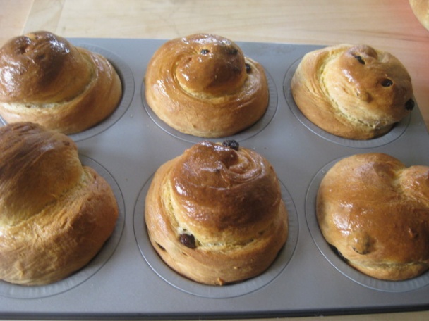 Sladké slimáky s hrozienkami a so škoricou (fotorecept) - obrázok 13