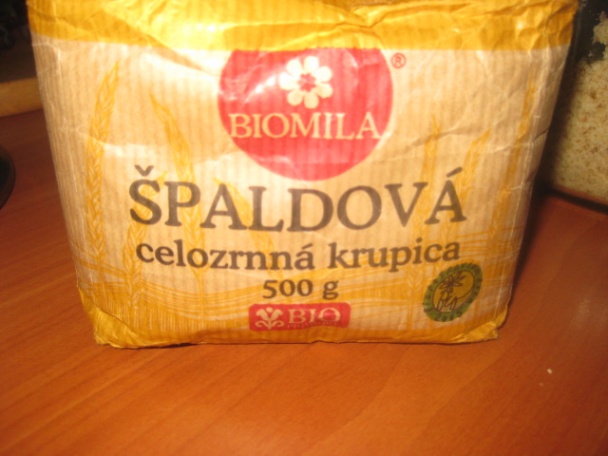 Celozrnný špaldový koláč s datlami (fotorecept) - obrázok 1